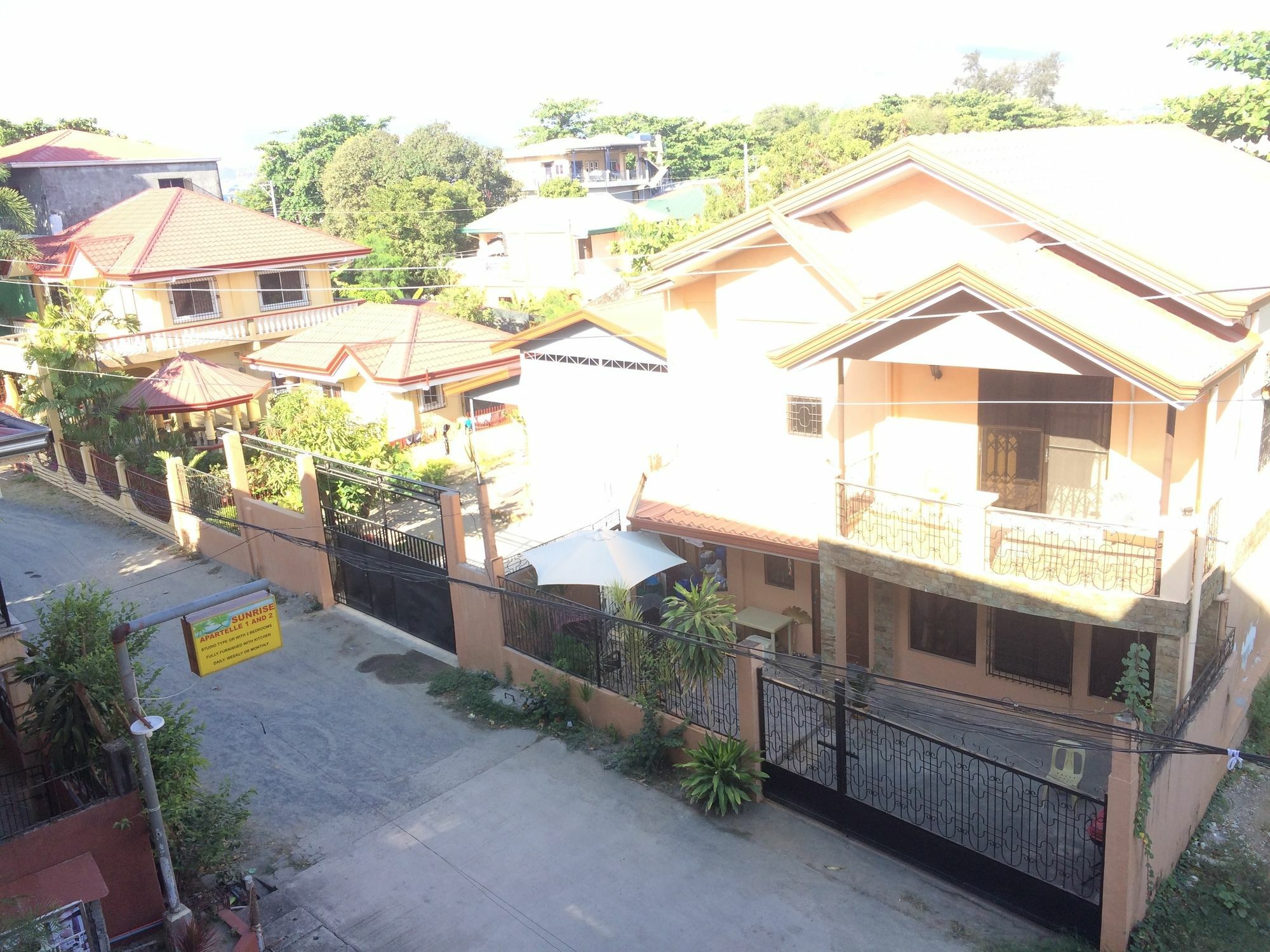 Sunrise Apartelle 오롱가포 외부 사진